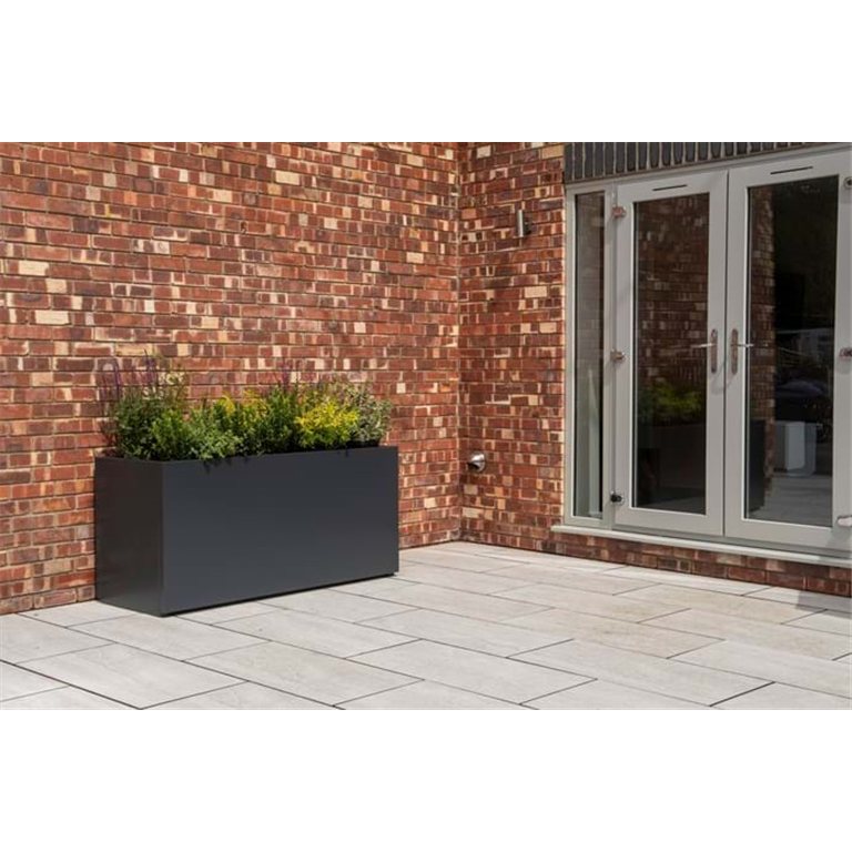 Skyline planters