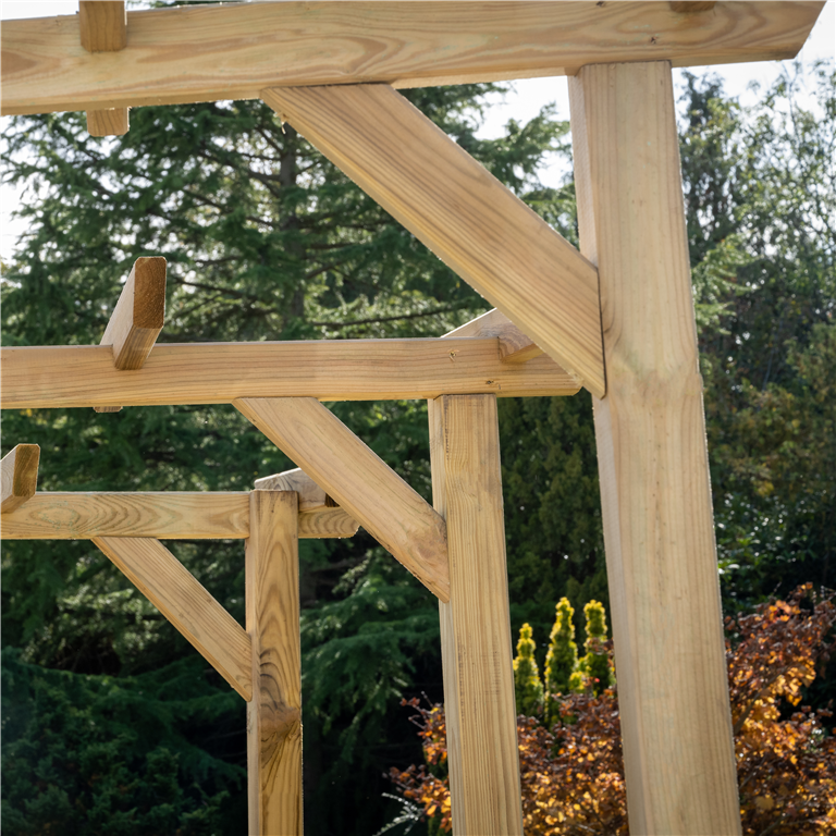 Hanbury flat top arch outdoor