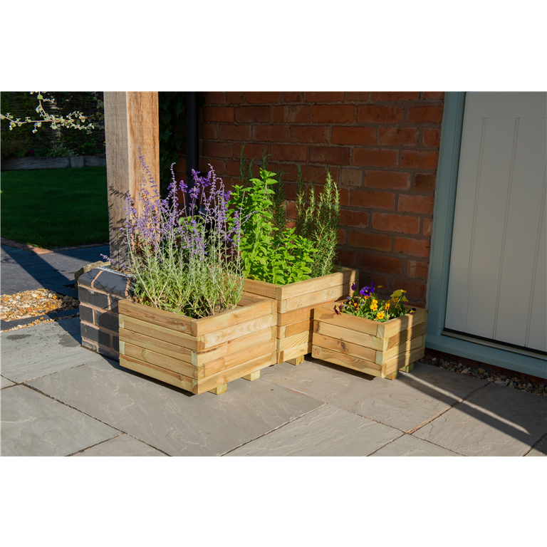 Kendal Square planter