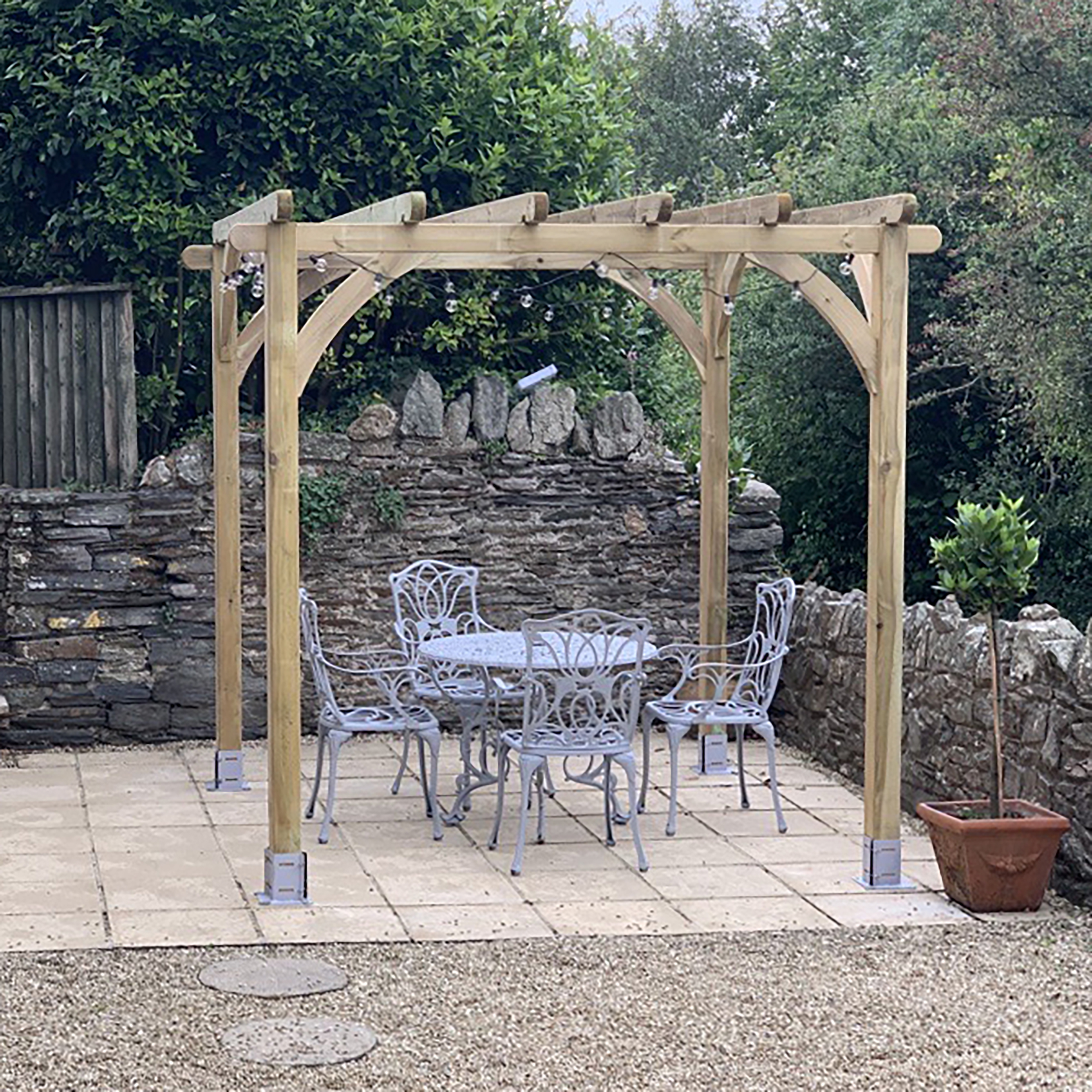 Ultima Pergola 2.4 x 2.4 no canopy