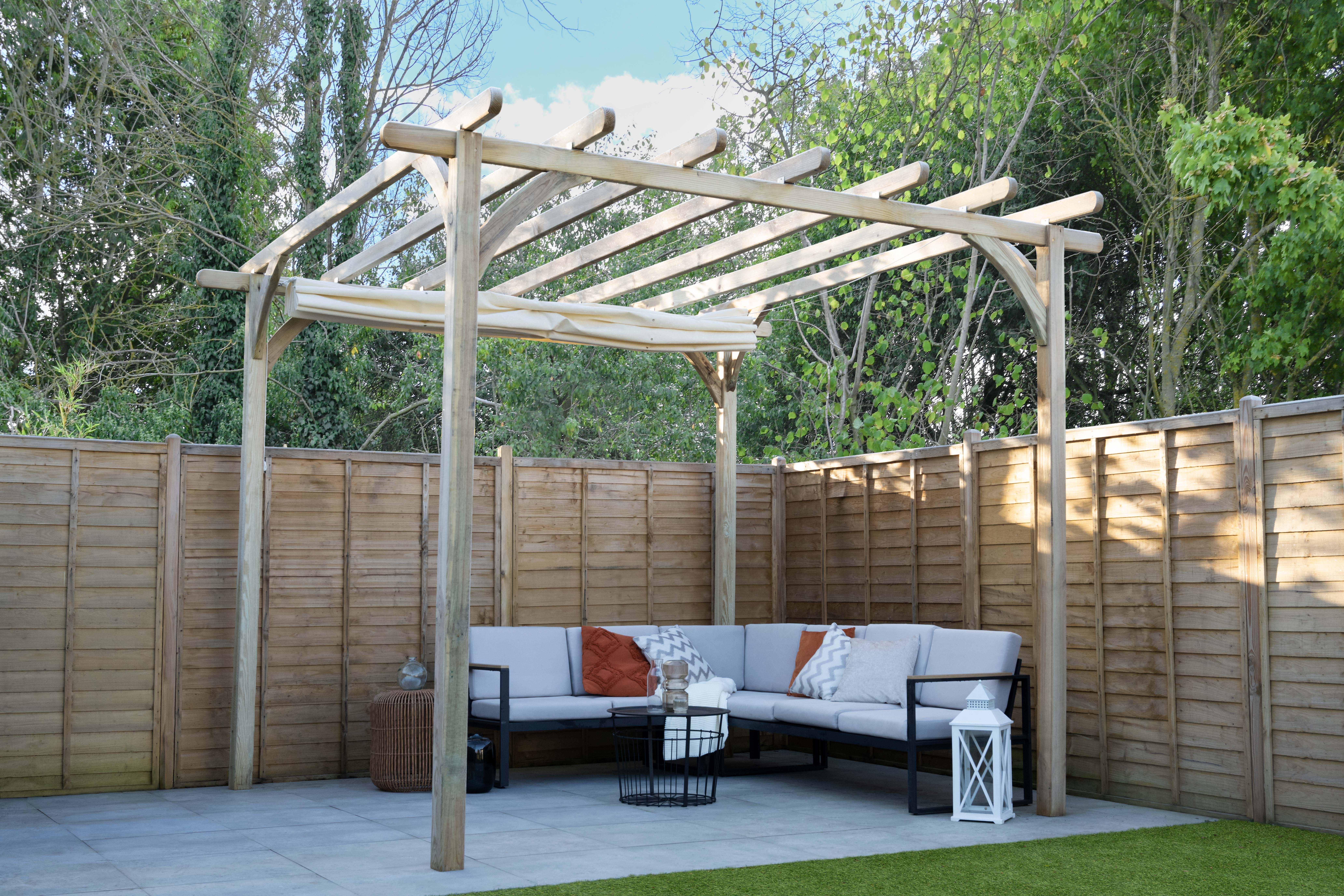 Ultima Pergola- 3.6m with canopy